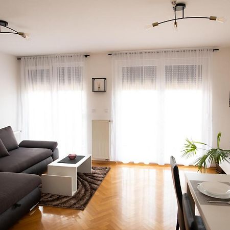 Апартаменты Apartman Martes Славонски-Брод Экстерьер фото